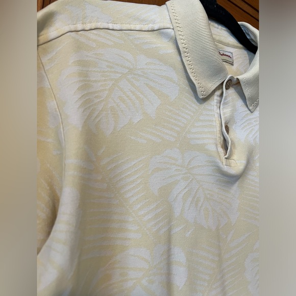 Tommy Bahama Men’s Tropical Yellow and White Golf Polo Size M - Picture 4 of 5